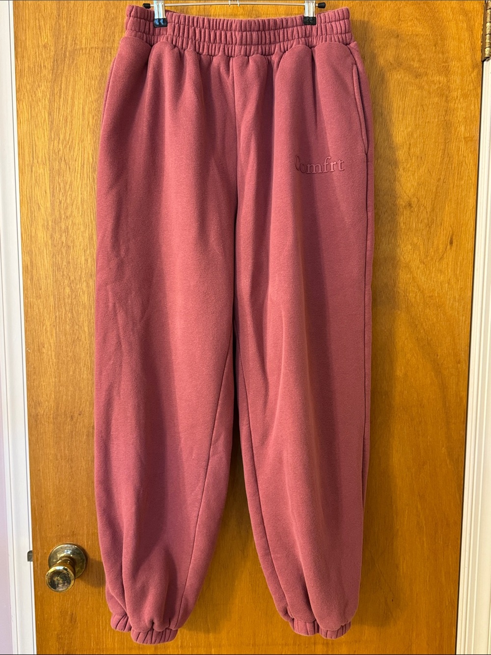 Comfrt Minimalist Sweatpants Women's - Color Berry